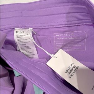 Figs scrub set in Lilac Dawn